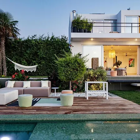 Amnalys Villa *